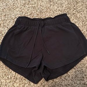 Lululemon shorts!